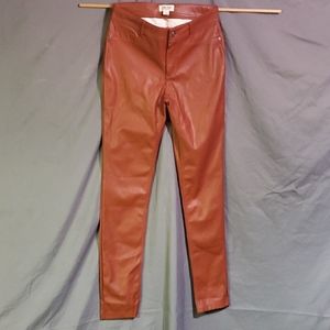 Skinny faux leather pants size large